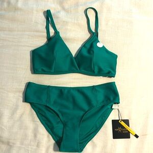 Nip Tuck Swim - Green Bikini: US size 6 bottom and B/C cup top